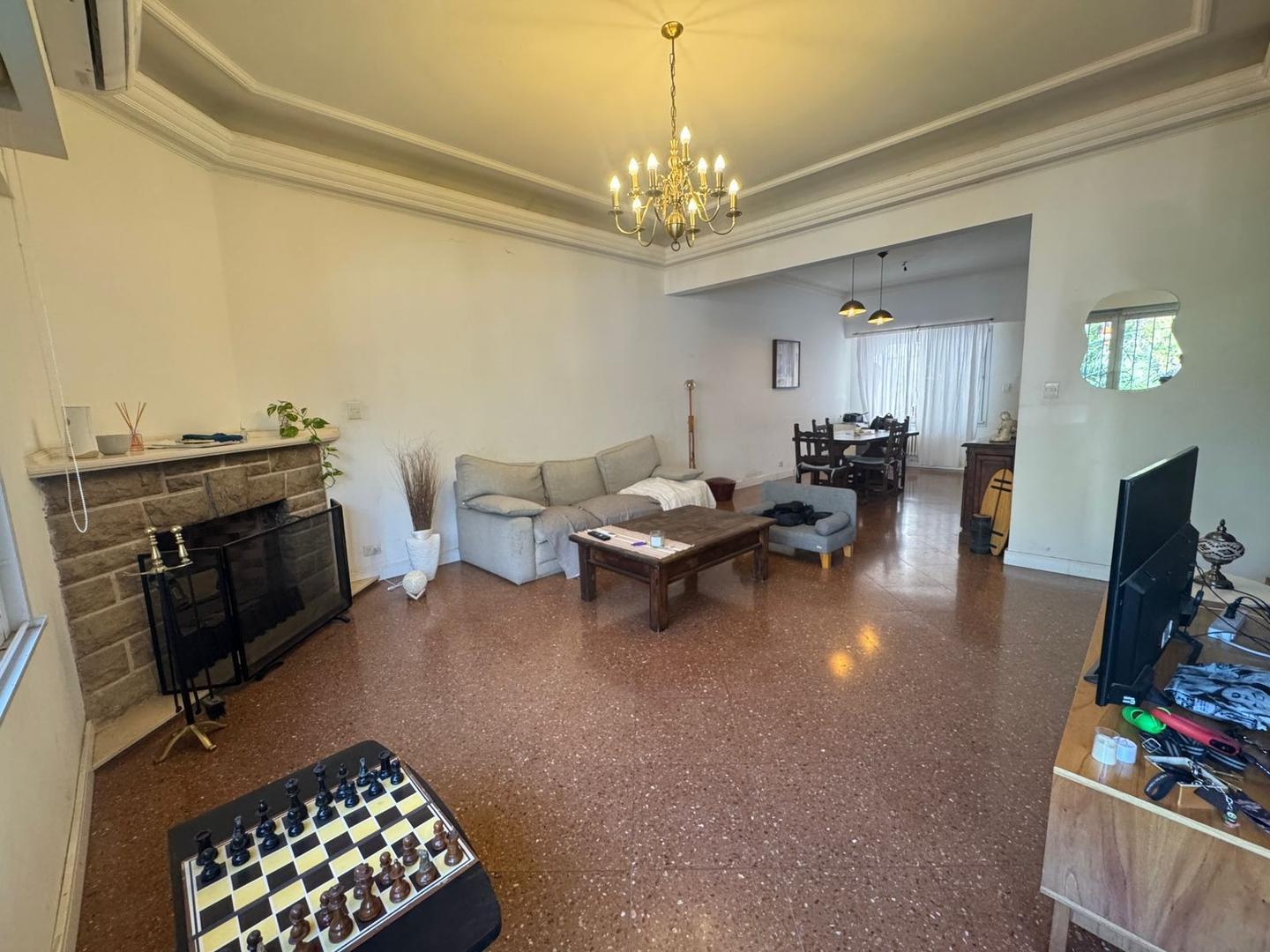 VENTA! Casa de 4 amb lote 10 x 24.25. Haedo Sur