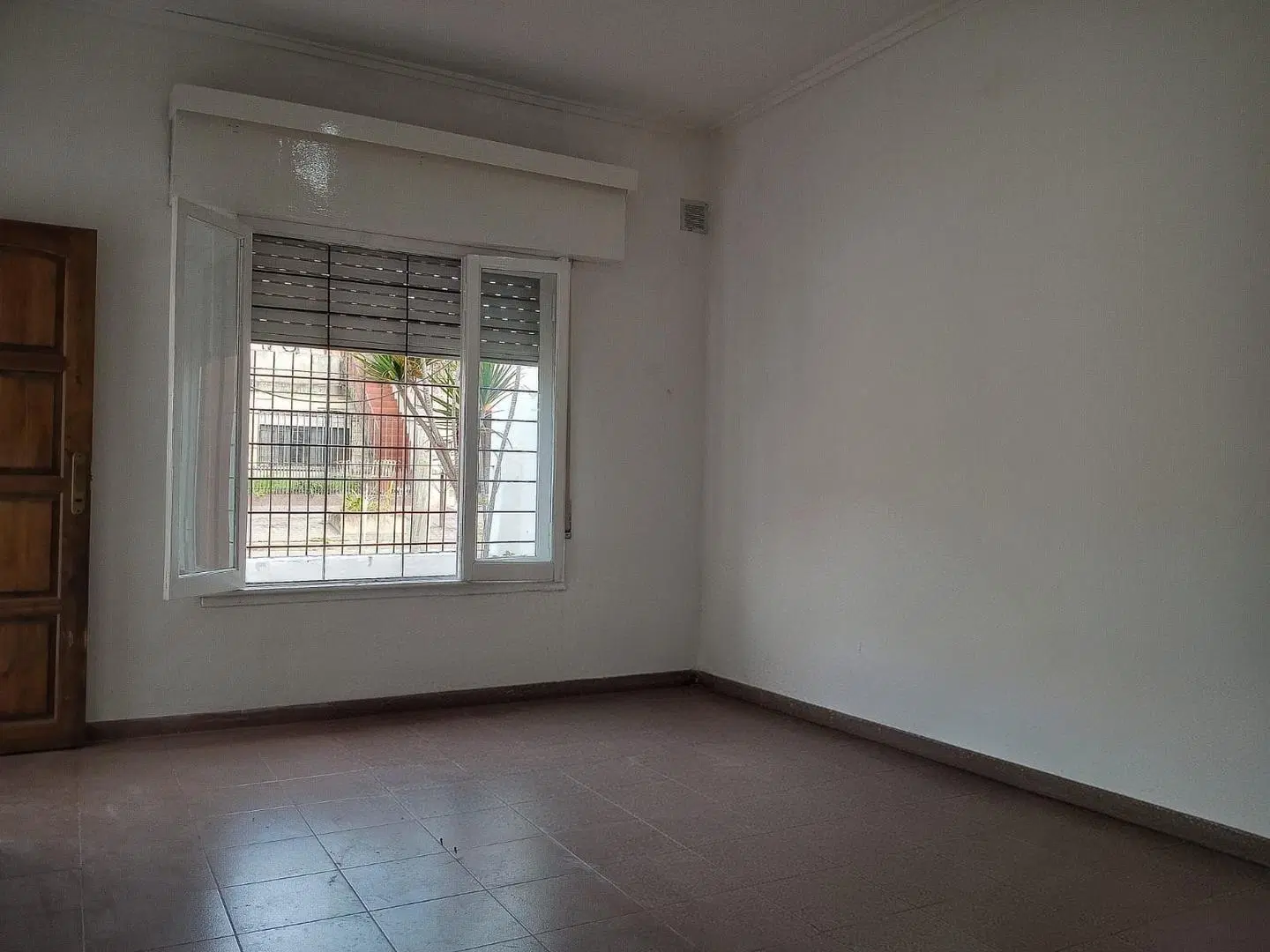 ALQUILER CASA 3 AMB. HAEDO 1