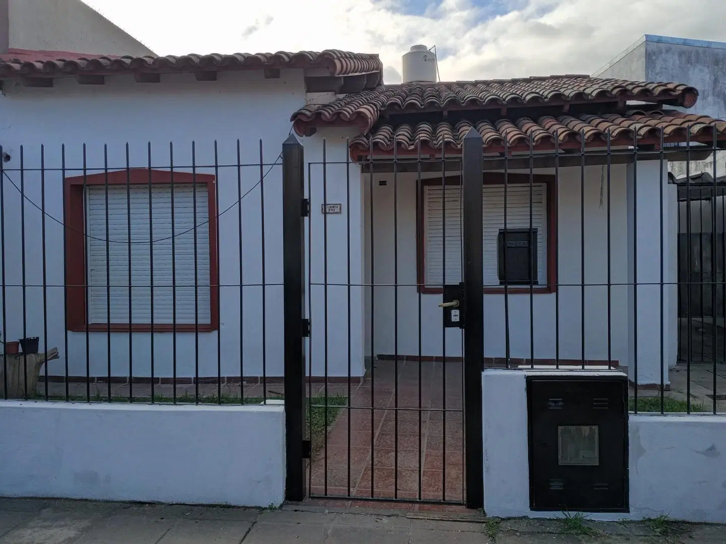 ALQUILER CASA 3 AMB. HAEDO 5