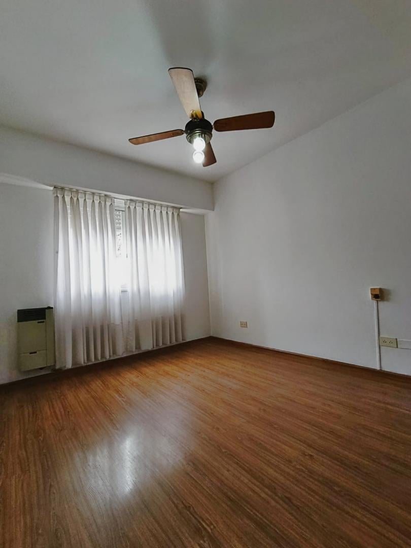 Foto de VENTA-DEPARTAMENTO 2 AMBIENTES CON PATIO- MORON CENTRO, imagen 4