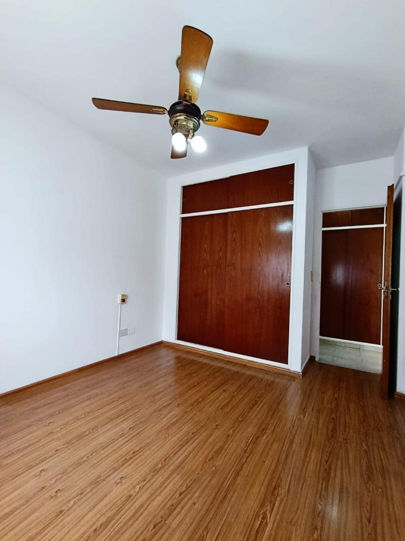 Foto de VENTA-DEPARTAMENTO 2 AMBIENTES CON PATIO- MORON CENTRO, imagen 5