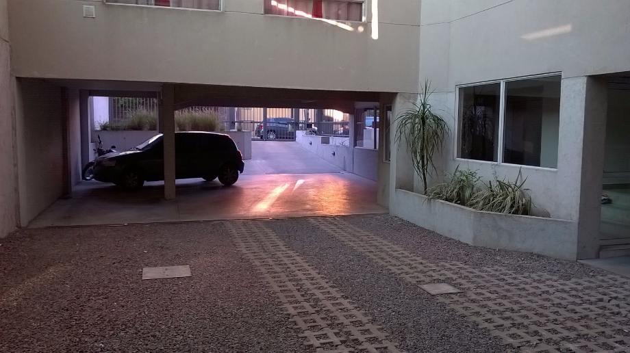 Cochera en Venta en Moron Sur 2