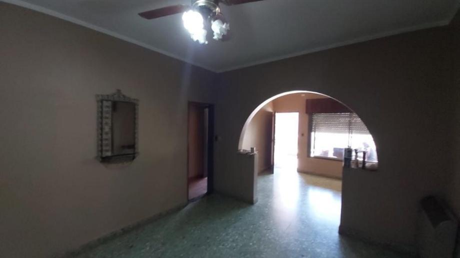 Casa Para 2 Familias en Venta en Moron Sur 2