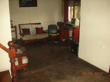 Chalet en Venta Cond en Moron Sur