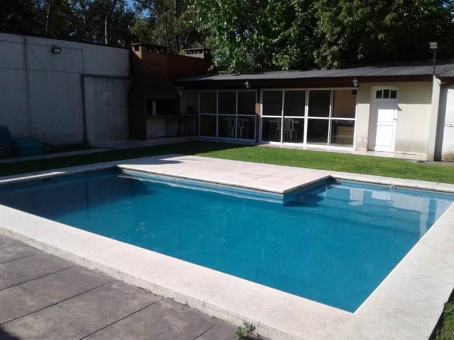 Foto de Chalet en Venta en Villa Udaondo, imagen 3