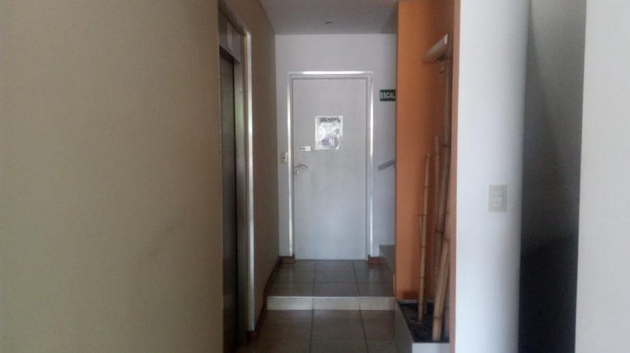 Cochera en Venta en Moron Sur 5