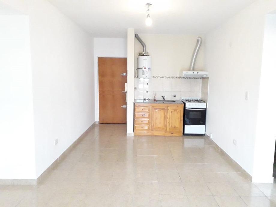 Departamento en Venta en Moron Sur 4
