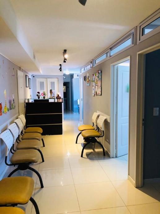 Oficina en Venta en Moron Centro 1