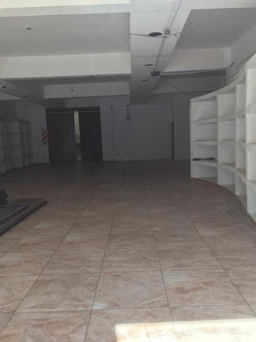 Local en Venta en Moron Sur 1