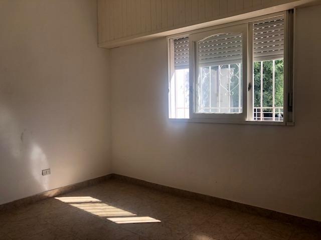 Casa con Departamento en Venta en Haedo Centro Sur 4