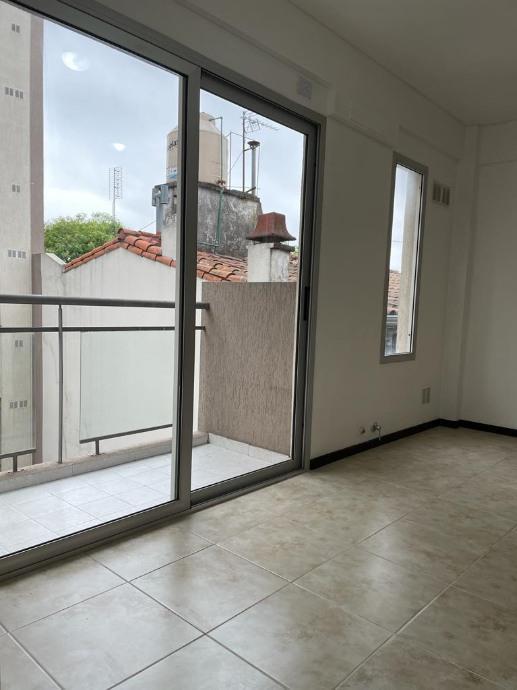 Departamento en Venta en Moron Sur 1