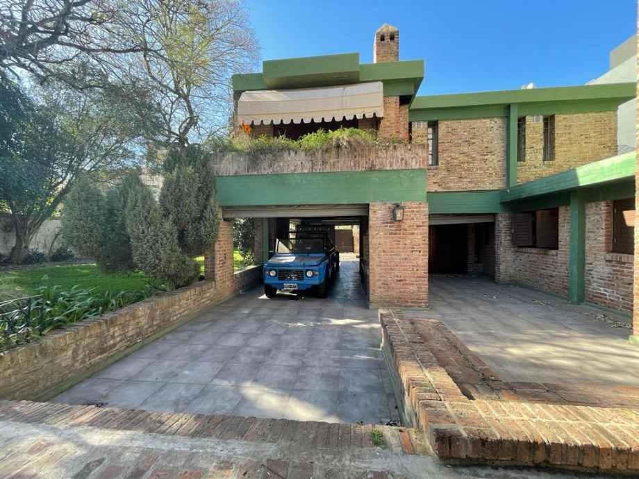 Venta Excelente Propiedad en El Centro de Morón 3