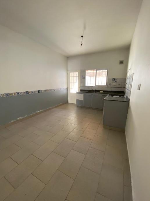 Foto de Venta Triplex en excelente ubicación. Moron., imagen 5