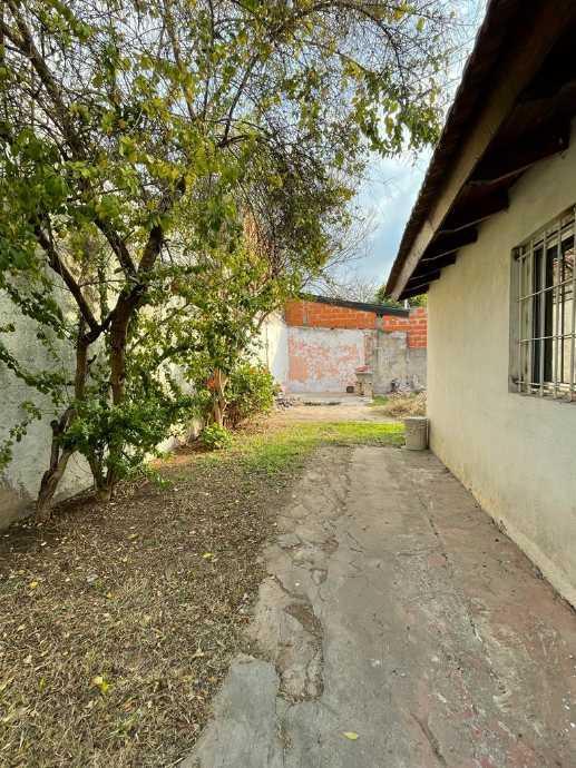 Casa en LOTE PROPIO Morón Sur