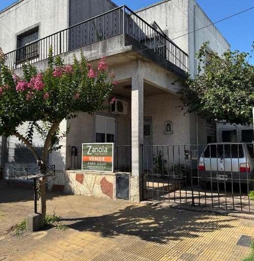 Casa Multifamiliar con Local o Uso Comercial – Ideal Inversión. Moron sur
