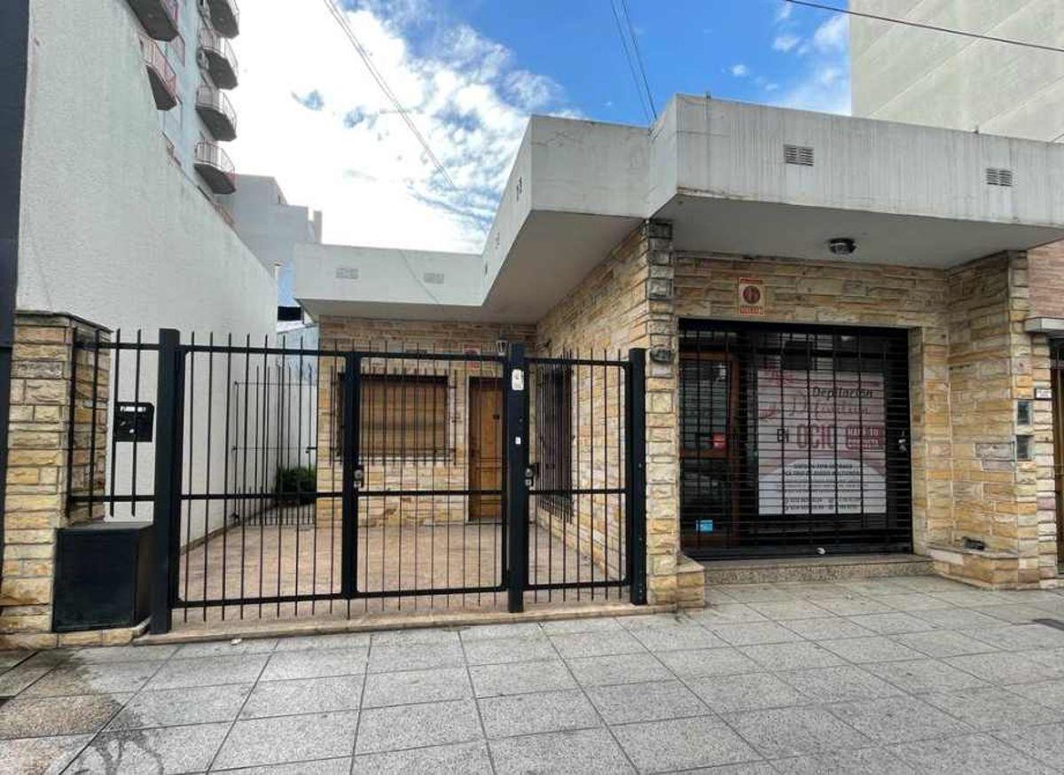 Foto de Centro de Moron. Casa en alquiler en el centro de Morón. SOLO USO PROFESIONAL., imagen 2