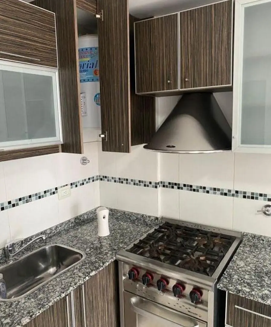 Venta - Departamento de 2 ambientes al frente en Moron. A pocas cuadras del centro comercial 3