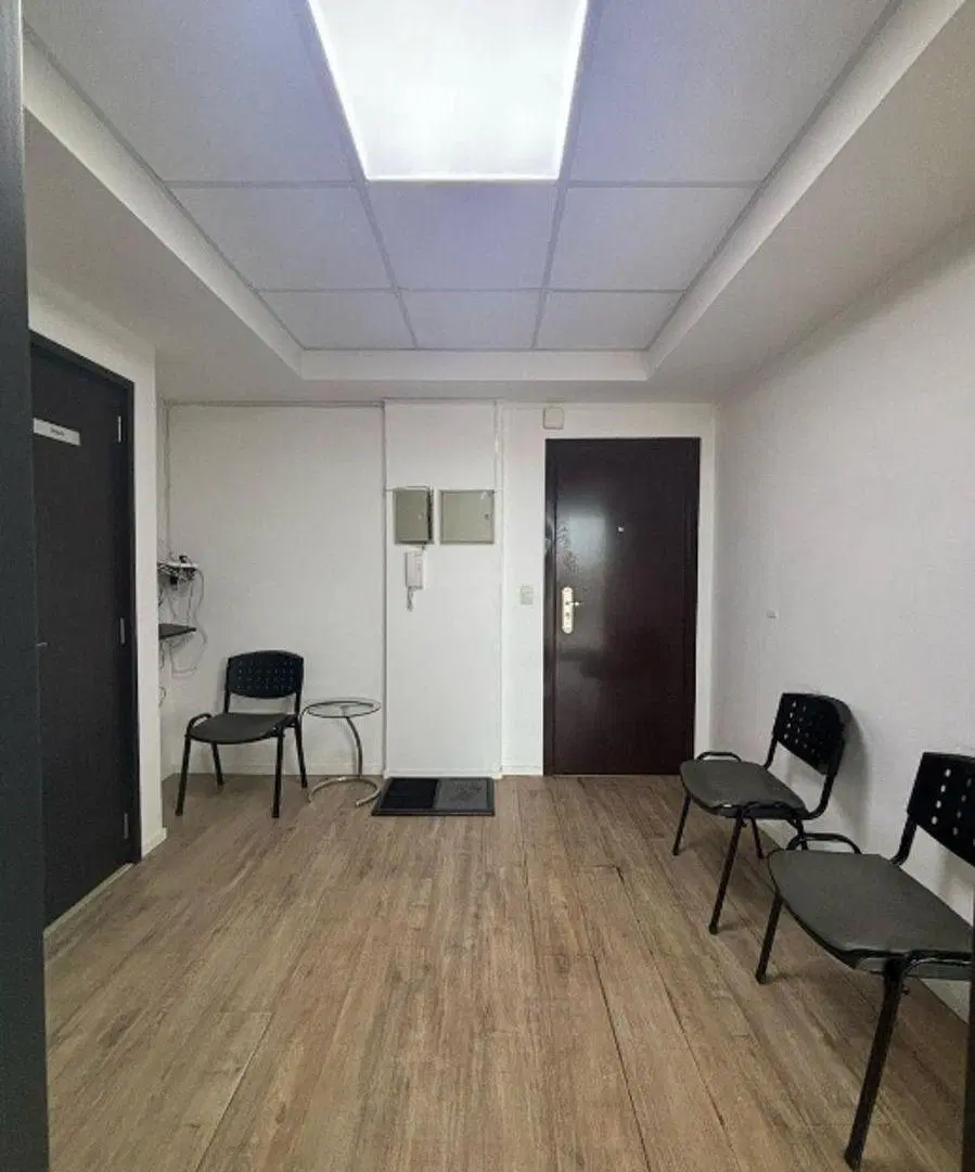 Alquiler - Oficina en Edificio Morón Premium Centro 4