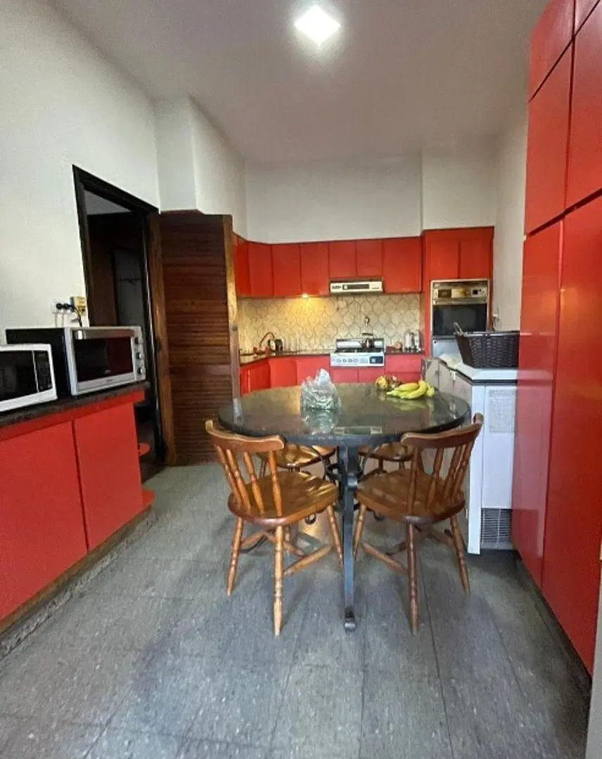 Casa multifamiliar en venta desarrollada sobre lote propio en Villa Luzuriaga, ideal para 2 familias 3