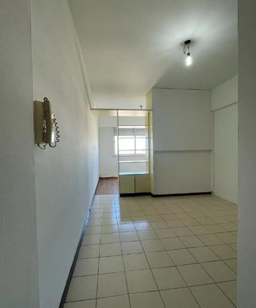 Alquiler - Monoambiente de 28mts2 en Morón. Ideal para estudiante o persona sola 1