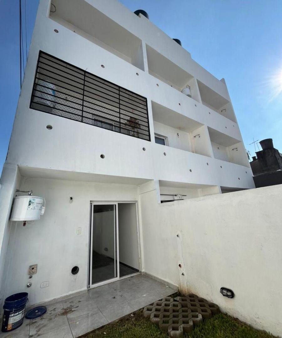 Foto de Departamento 2 ambientes a estrenar en Castelar. Con jardín propio, imagen 4