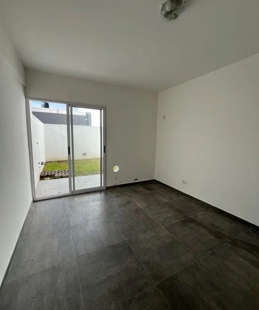 Departamento 2 ambientes a estrenar en Castelar. Con jardín propio. Ideal para vivienda o inversión 2