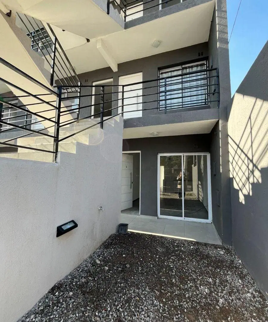 Departamento 2 ambientes a estrenar en Castelar. Con jardín propio. Ideal para vivienda o inversión 5