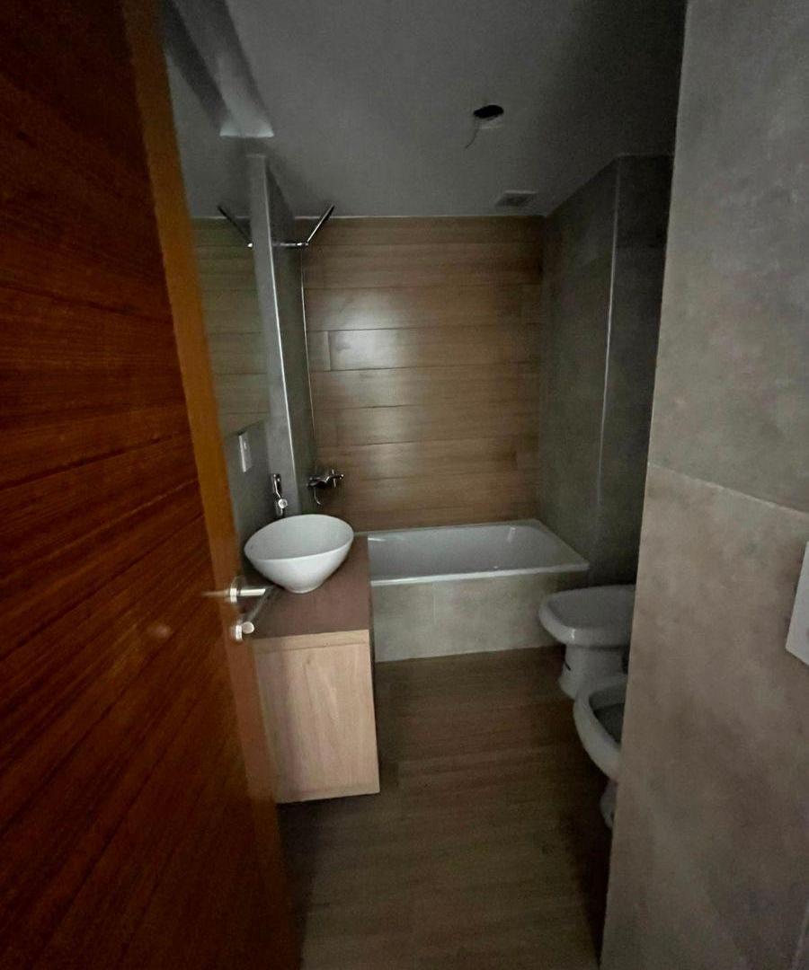 Foto de Departamento en alquiler de 2 ambientes a estrenar. en Moron Centr, imagen 2