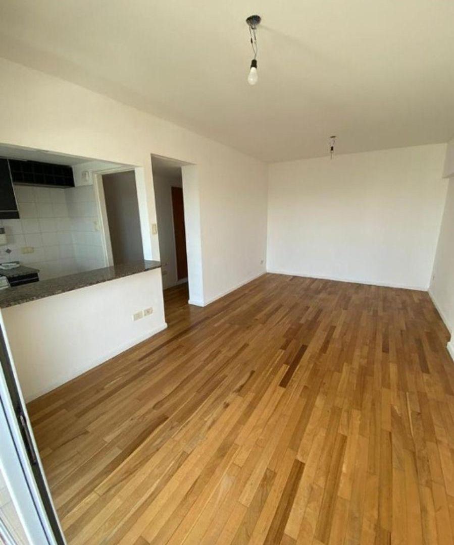 Foto de Alquiler Semipiso con Cochera en Morón Centro, imagen 5