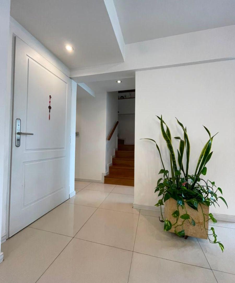 Foto de Venta - Departamento tipo dúplex de 4 ambientes al frente en el, imagen 4