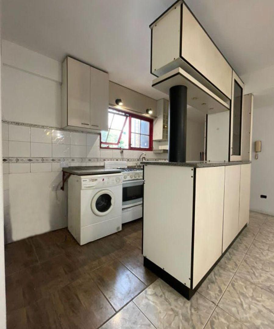 Foto de Departamento de 3 ambientes en alquiler ubicado en Moron Norte, a, imagen 1