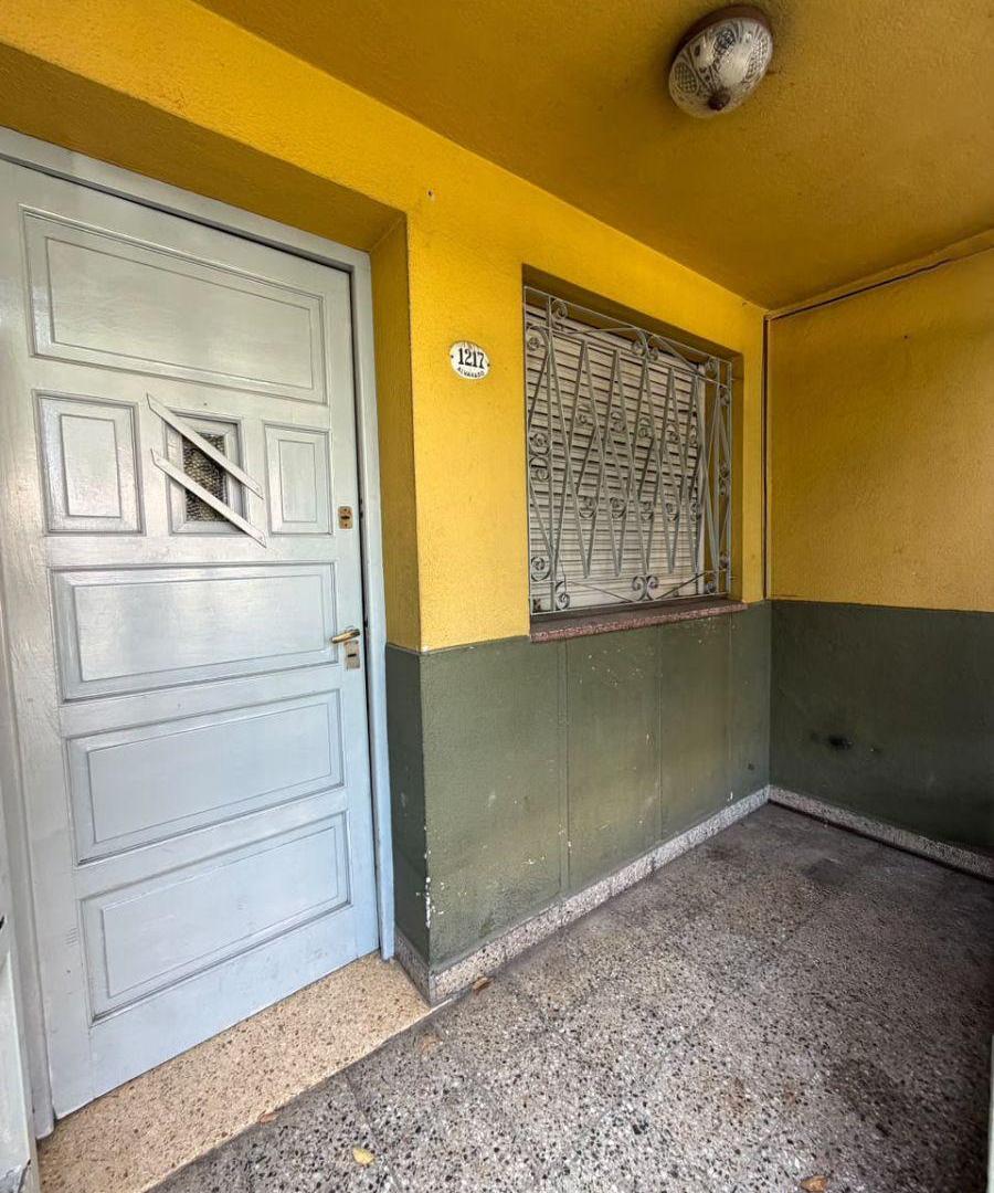 Foto de Venta - Casa en lote propio de 158mts en Moron Sur. Con múltiples, imagen 4