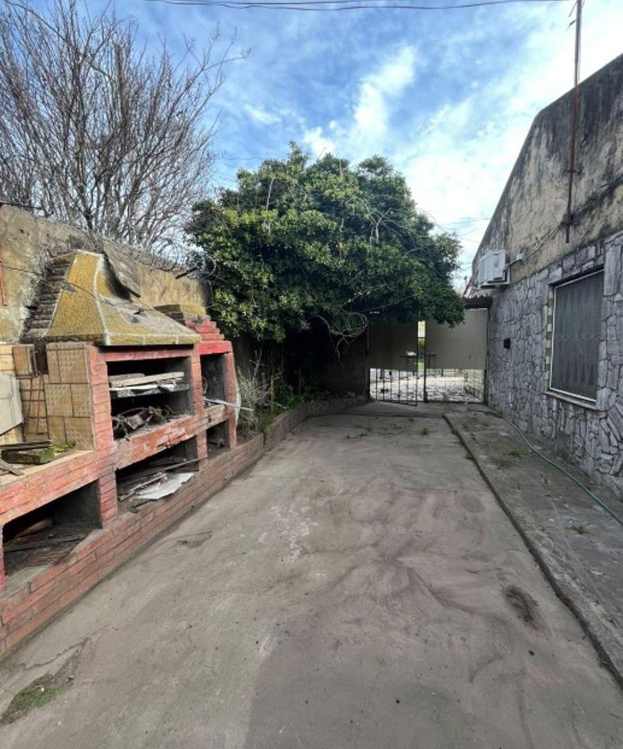 Foto de Casa en venta con amplio patio y gran espacio de ingreso para vehículos, imagen 5