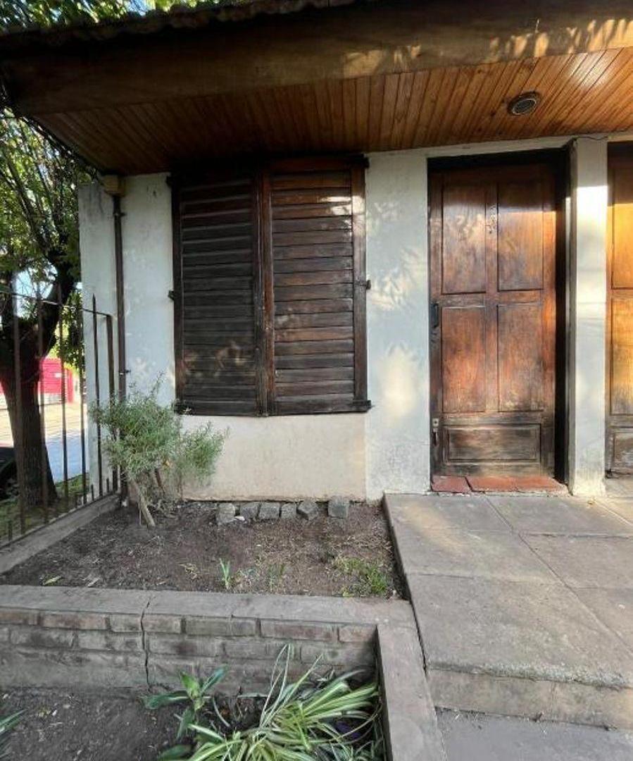Foto de Dúplex al frente de 2 ambientes en alquiler en Castelar Norte, a metros, imagen 2
