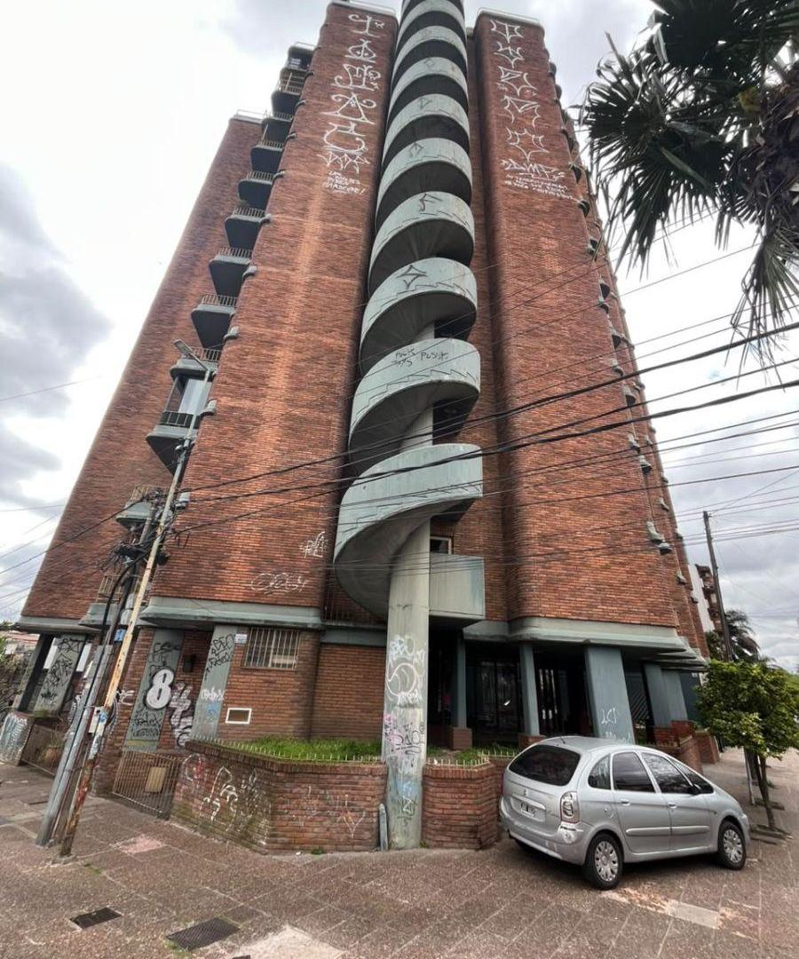 Foto de DEPARTAMENTO DE 3 AMBIENTES EN ALQUILER - MORÓN, imagen 1