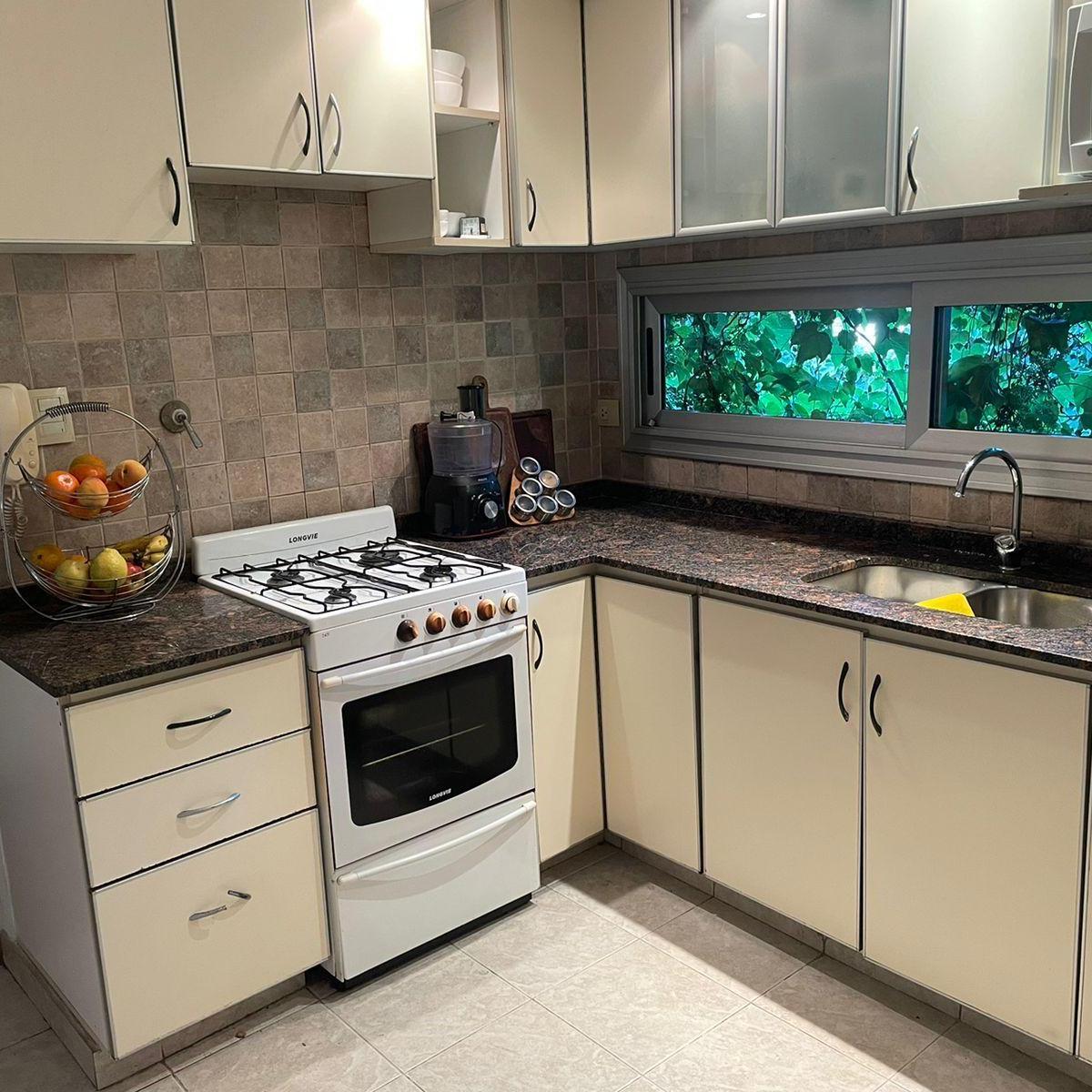 Venta Triplex Sin Expensas! Excelente Ubicación 4