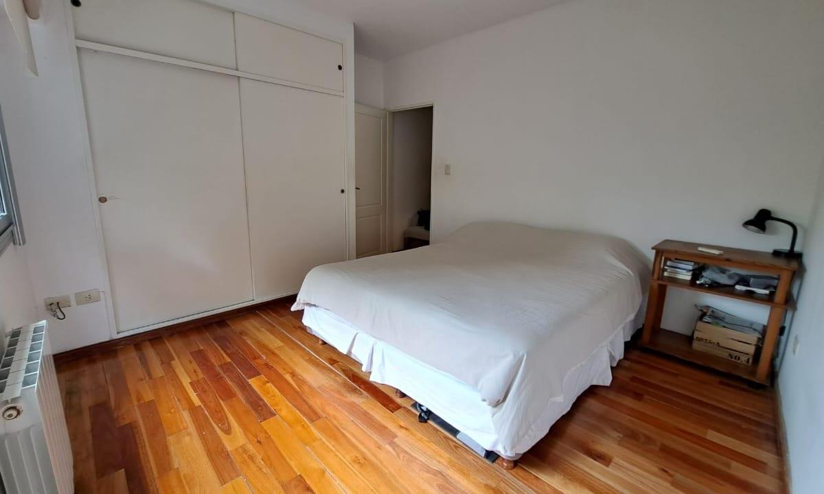 Venta Triplex Sin Expensas! Excelente Ubicación 2