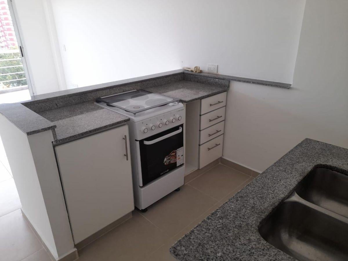Foto de Hermoso departamento con cochera en Tigre centro, imagen 4