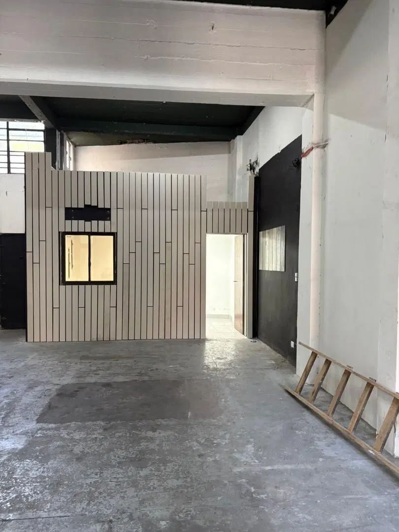 Local comercial sin expensas sobre Av San Martin 1