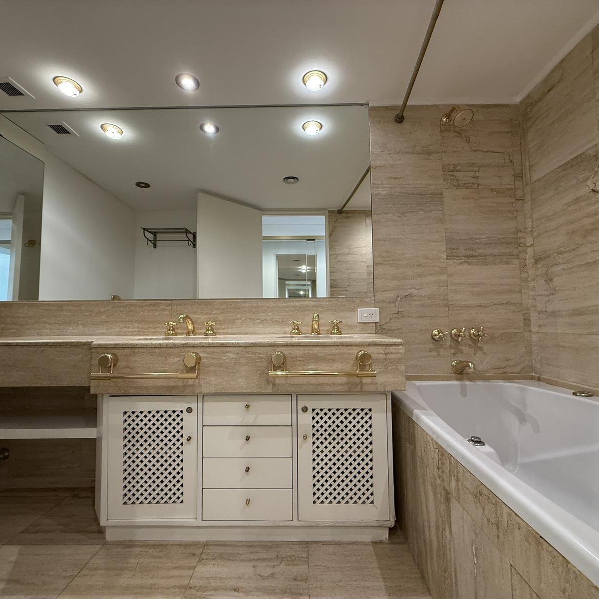 Av del Libertador 300 Exclusivo Piso Venta en Torre con Amenities 3