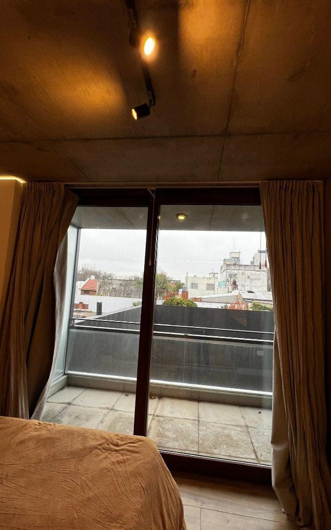 Foto de ALQUILER PRECIOSO Y CONFORTABLE MONO DIVIDIDO, A ESTRENAR, imagen 4