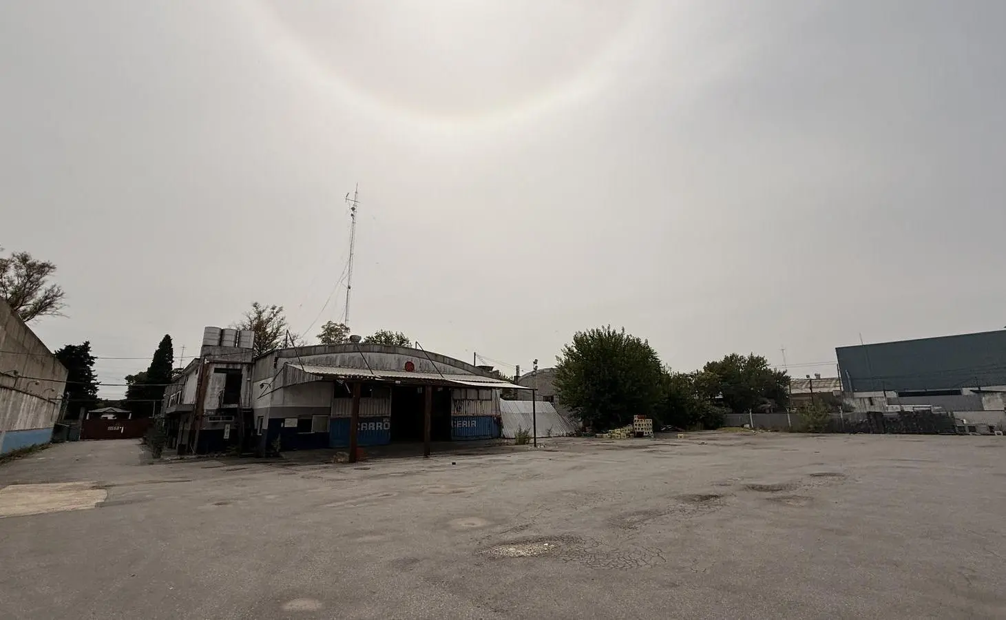 Galpón en Venta y Alquiler en San Miguel sobre Ruta 8 3