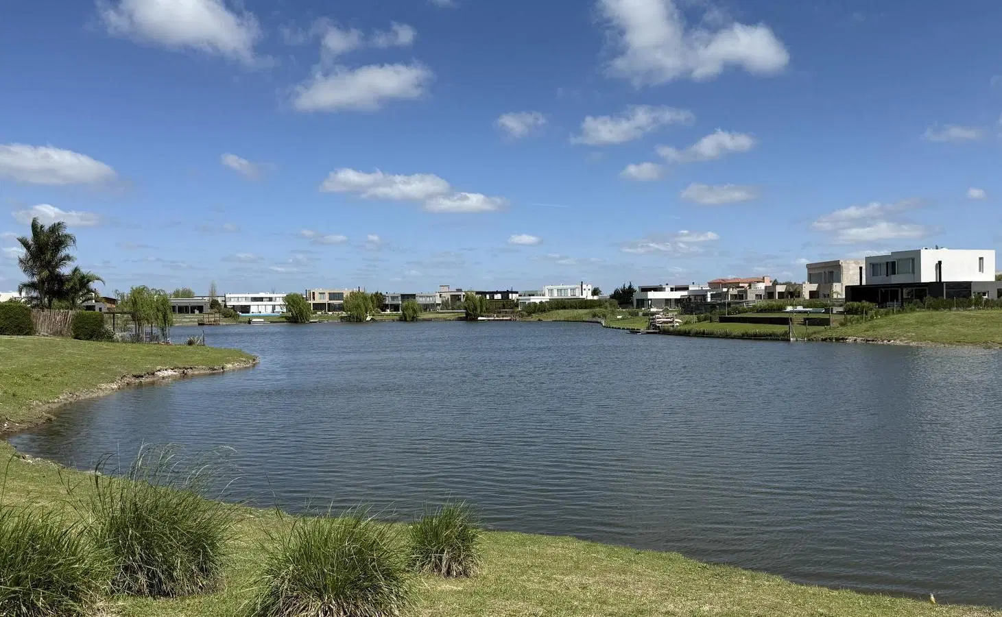 Lote en Venta de 1.000 m2 en Barrio San Sebastián(ESCOBAR) AREA 5, Frente a la LAGUNA 4