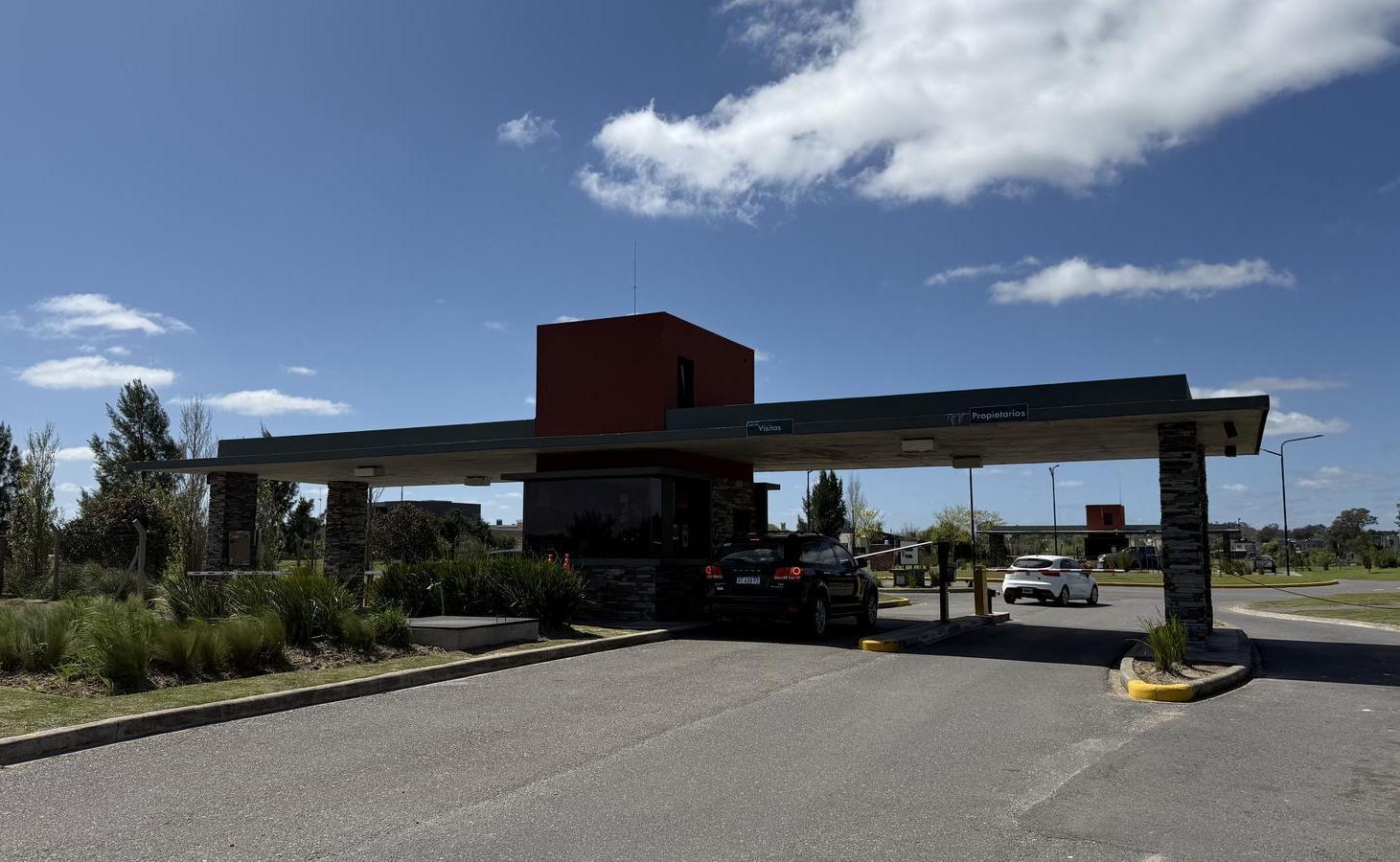 Lote en Venta de 1.000 m2 en Barrio San Sebastián(ESCOBAR) AREA 5, Frente a la LAGUNA