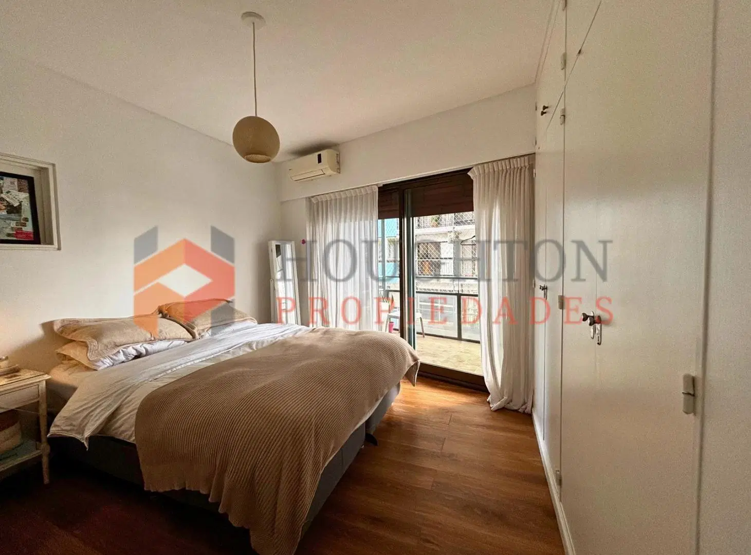 Departamento 3 ambientes en  VENTA con COCHERA  en Recoleta (frente a ALTO PALERMO) 3