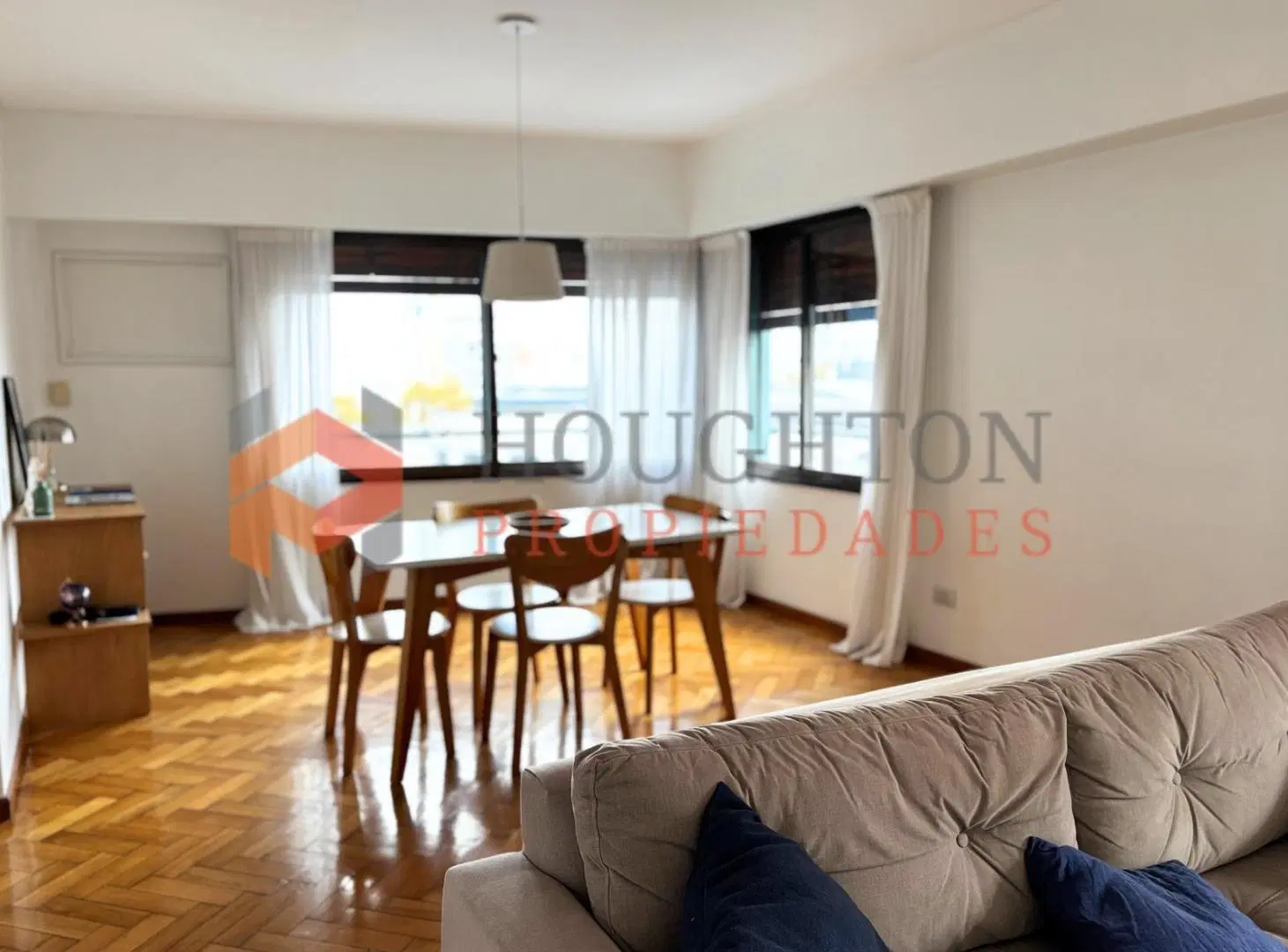 Departamento 3 ambientes en  VENTA con COCHERA  en Recoleta (frente a ALTO PALERMO) 2