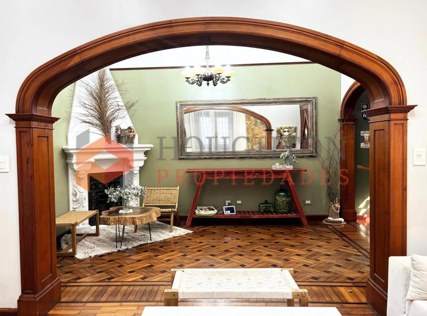 Casa en Alquiler   6 ambientes con Jardín y Pileta en FLORIDA 4