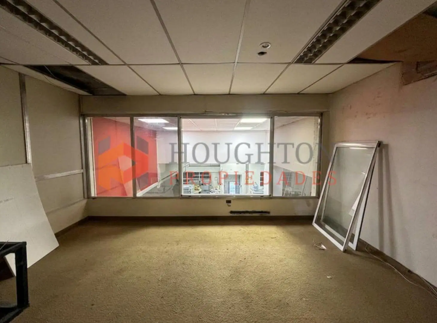 Local de 455 m2 en Alquiler en San Miguel Centro 2