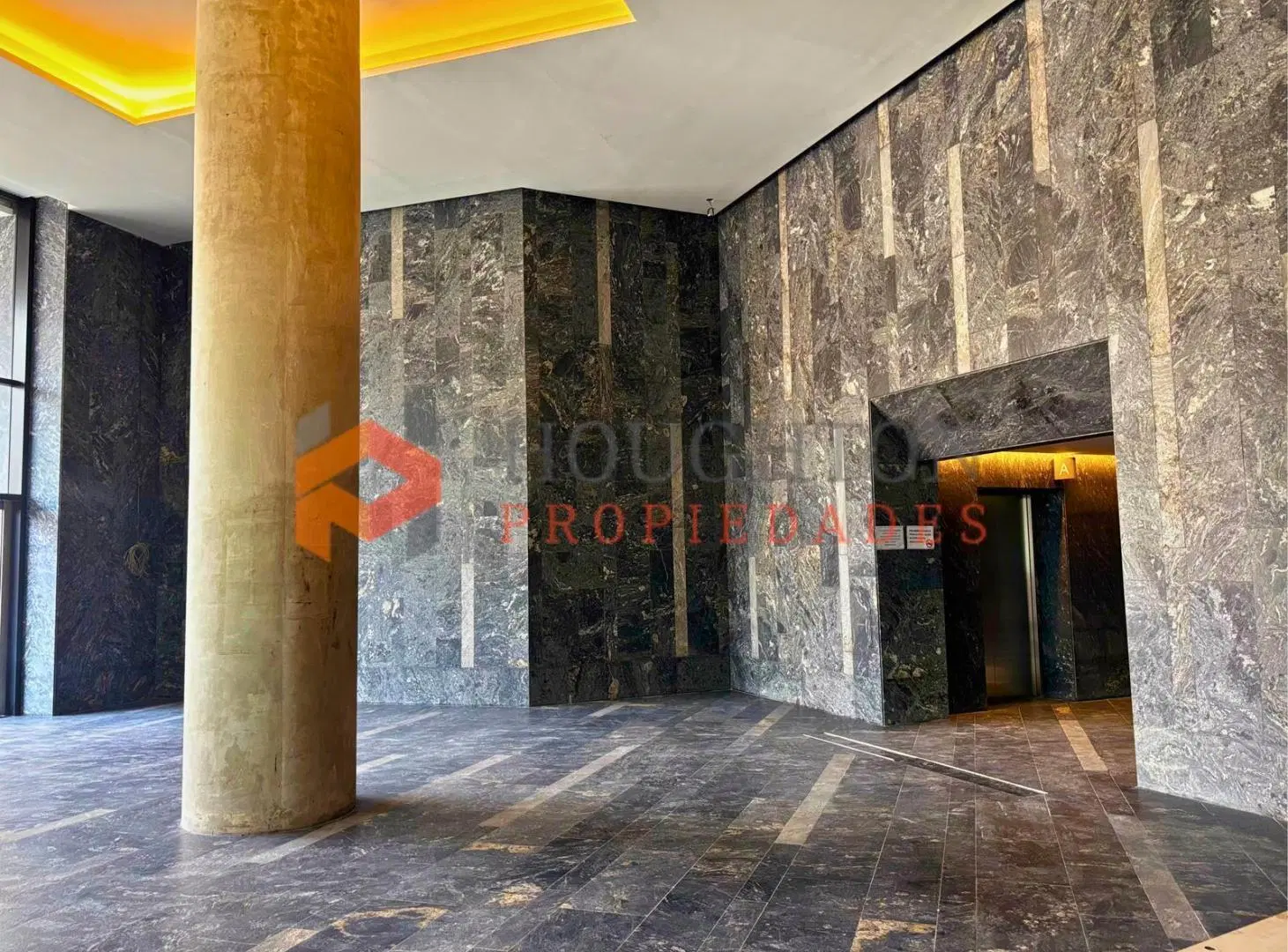 Oficina AAA en Venta de 79m2 en Palermo con Cochera  (A ESTRENAR) 4