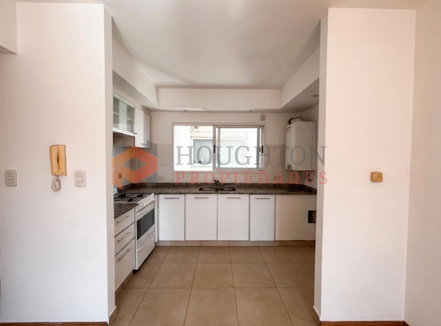 Foto de DEPARTAMENTO al frente con balcon muy luminoso ALQUILER en Villa Crespo, imagen 4